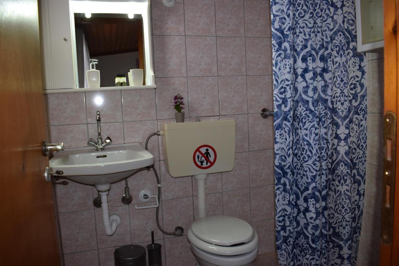 Christina'S House Apartment Alepou Bagian luar foto